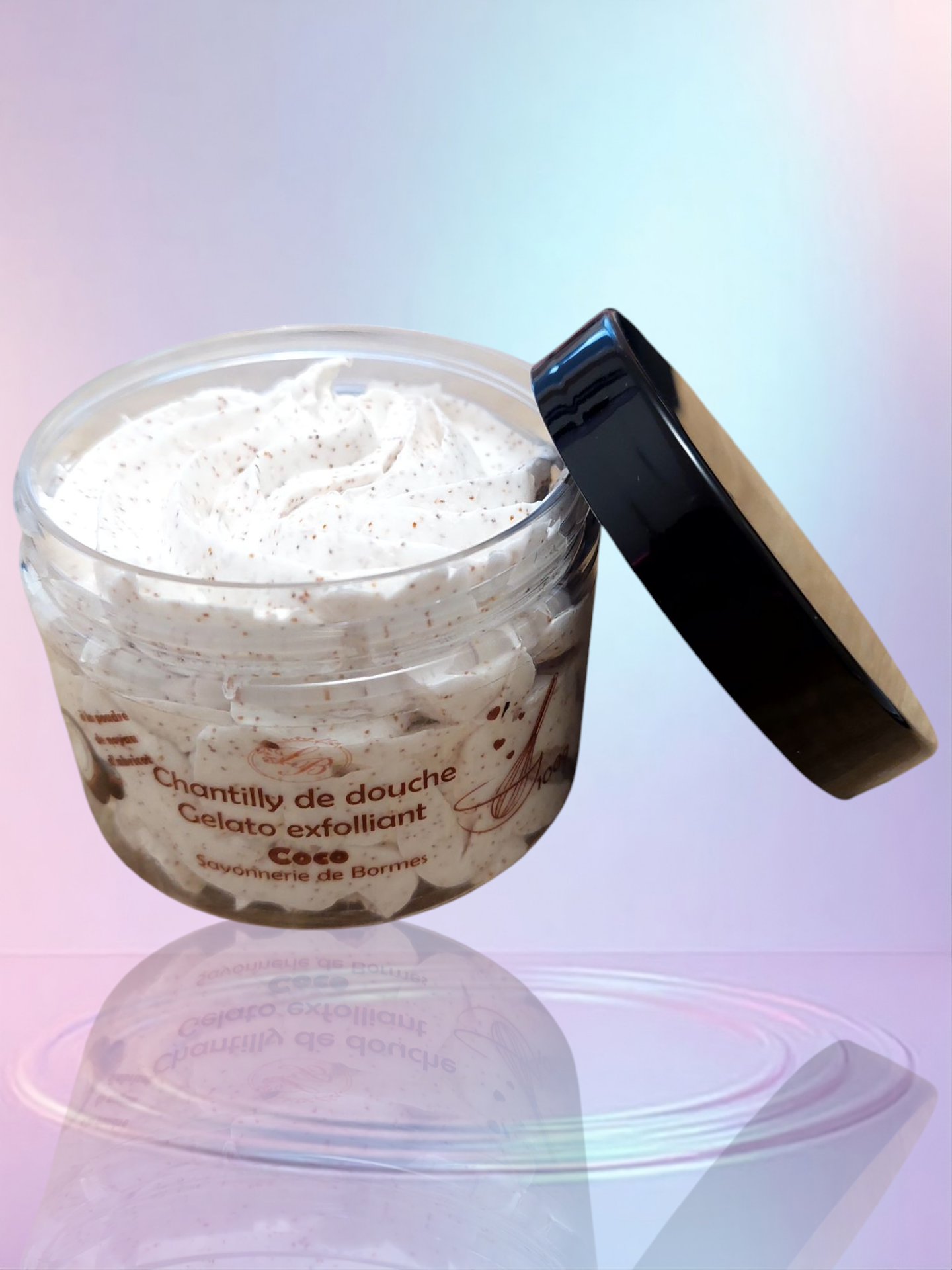 Chantilly de douche moussante et exfoliante à la poudre de noyau d’abricot et coco 100g 🇫🇷
